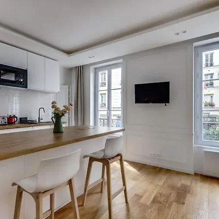 Bel Au Coeur De Appartamento Parigi
